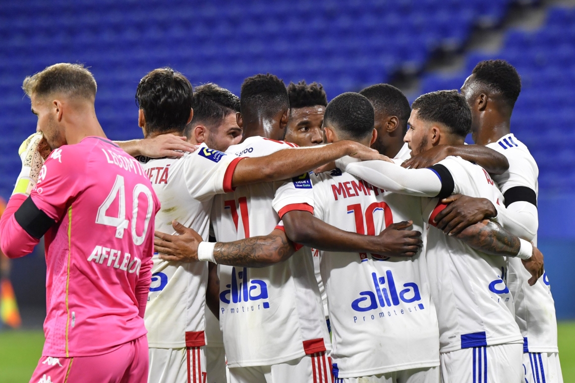 OMONDO SPORT - Ligue 1 : À dix contre onze, l'OM renverse l'OL dans un match complètement fou